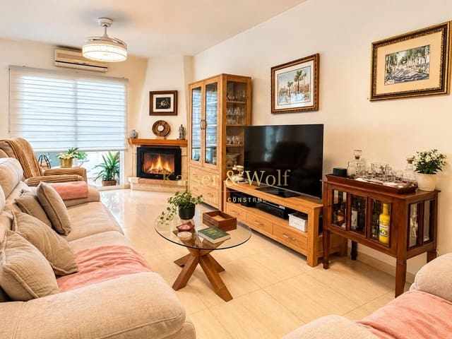 4 slaapkamer Villa te koop in Alicante stad met zwembad garage - € 360.000 (Ref: 10184008)
