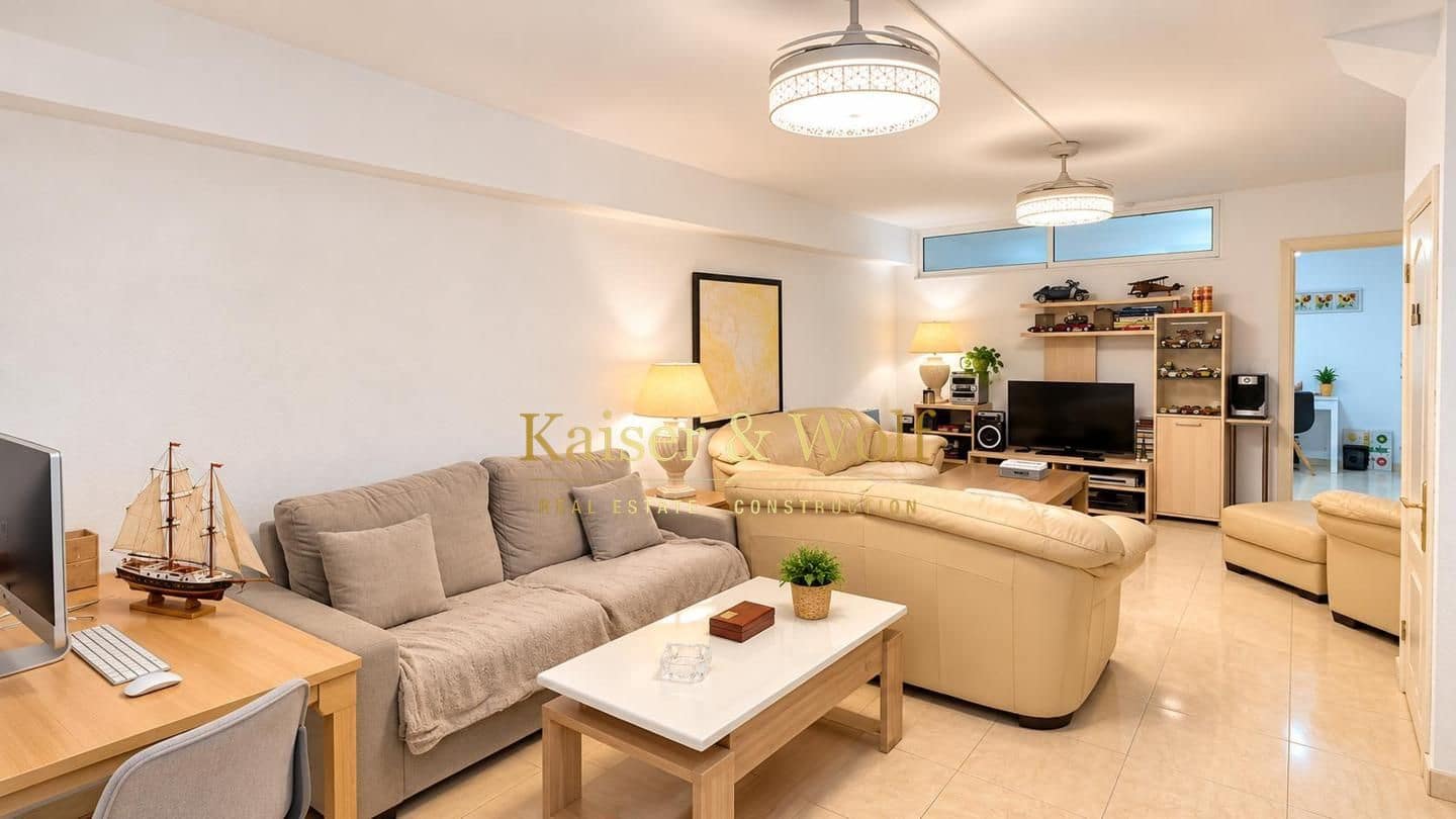 4 slaapkamer Villa te koop in Alicante stad met zwembad garage - € 360.000 (Ref: 10184008)