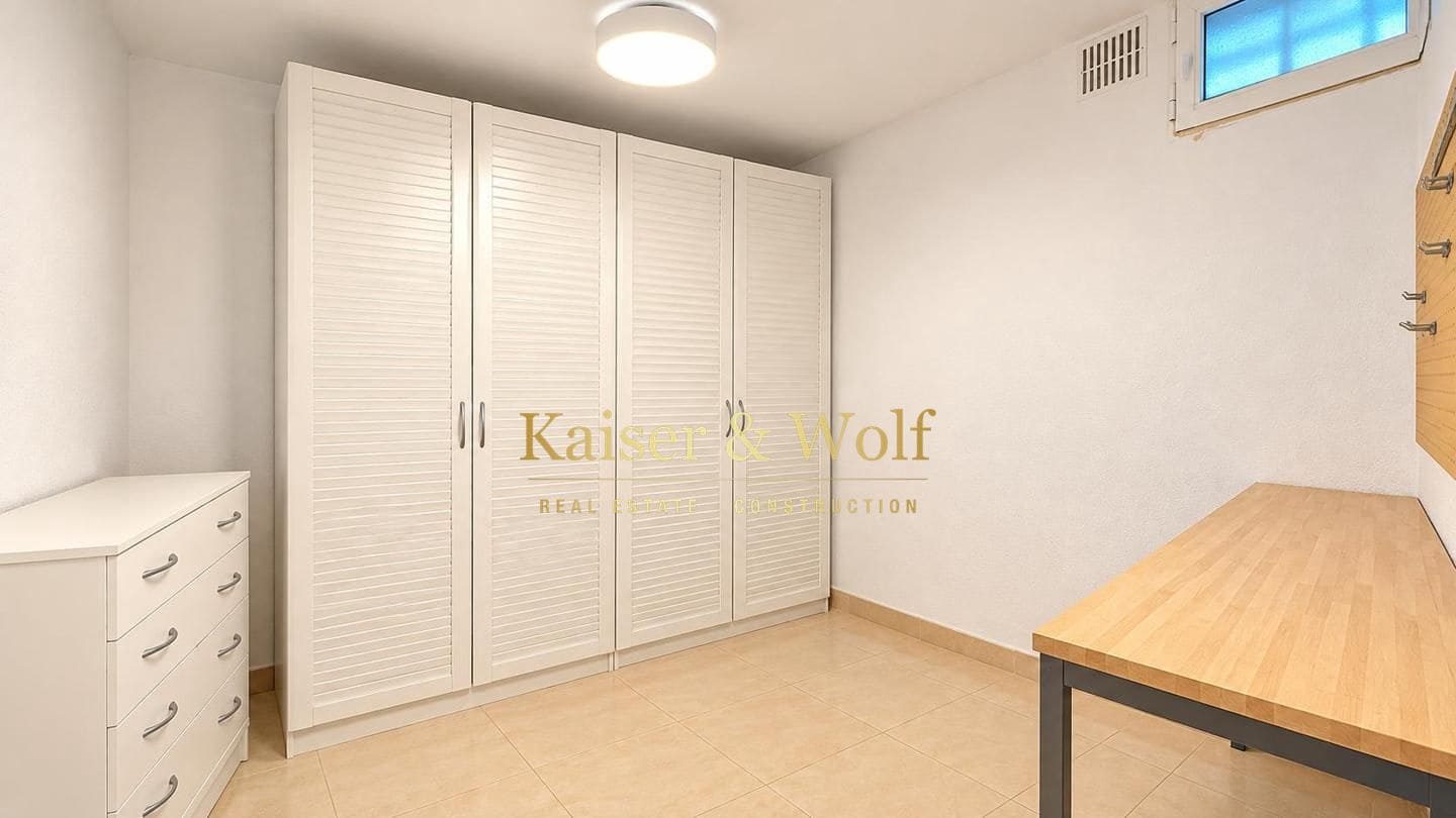 4 slaapkamer Villa te koop in Alicante stad met zwembad garage - € 360.000 (Ref: 10184008)
