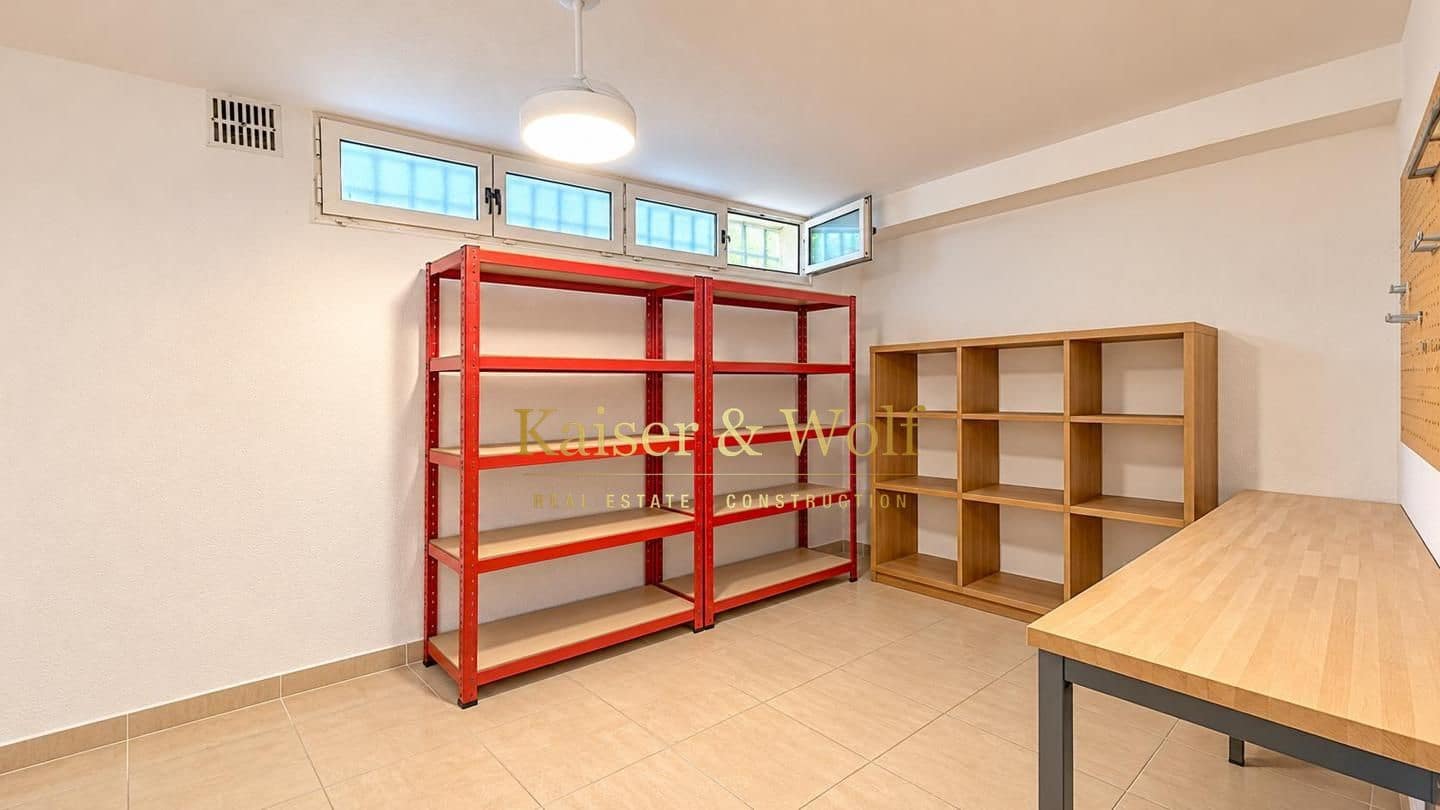4 slaapkamer Villa te koop in Alicante stad met zwembad garage - € 360.000 (Ref: 10184008)