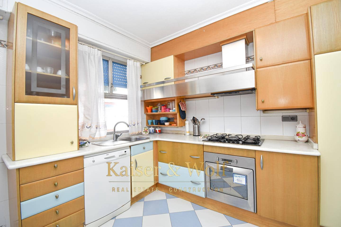 3 bedroom Flat for sale in Santa Pola with garage - € 340,000 (Ref: 7087767)