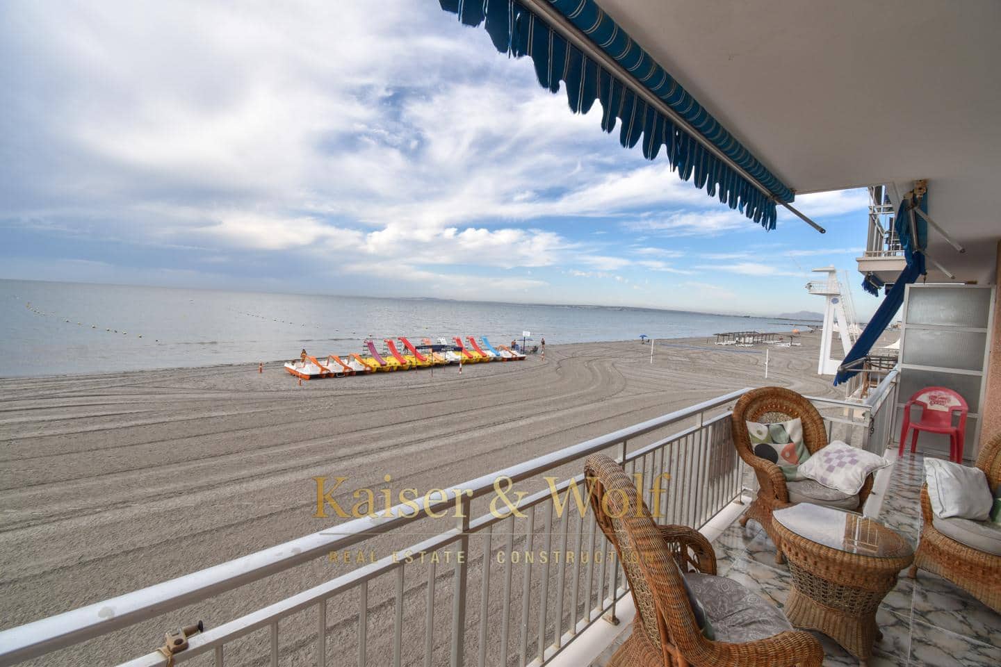 3 bedroom Flat for sale in Santa Pola with garage - € 340,000 (Ref: 7087767)