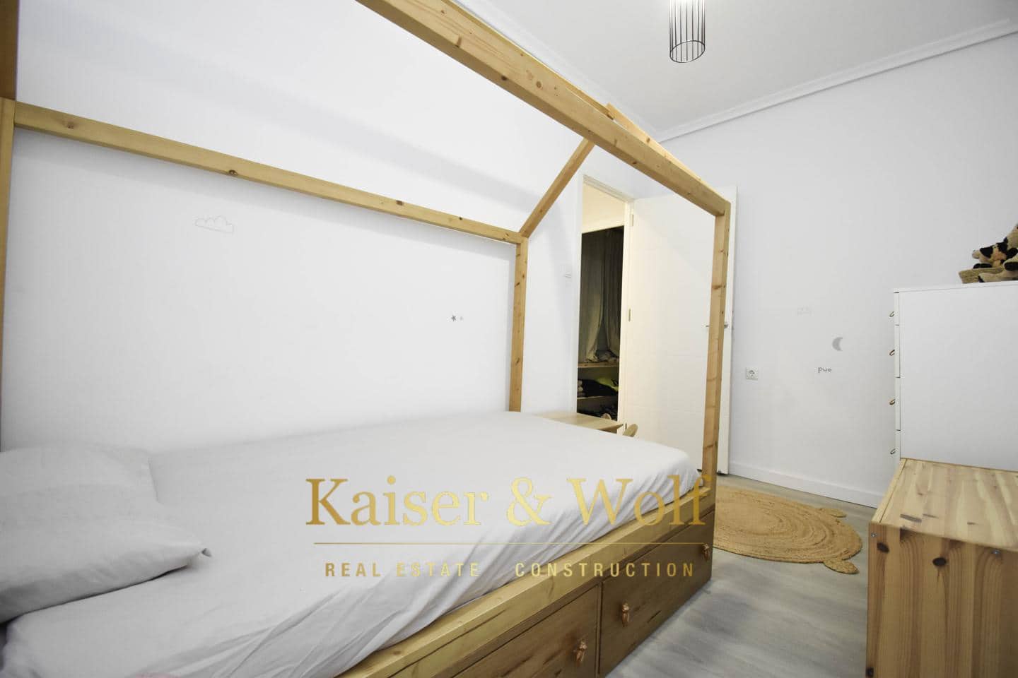 3 makuuhuone Asunto myytävänä paikassa Santa Pola mukana 
autotalli - 195 000 € (Ref: 7233558)