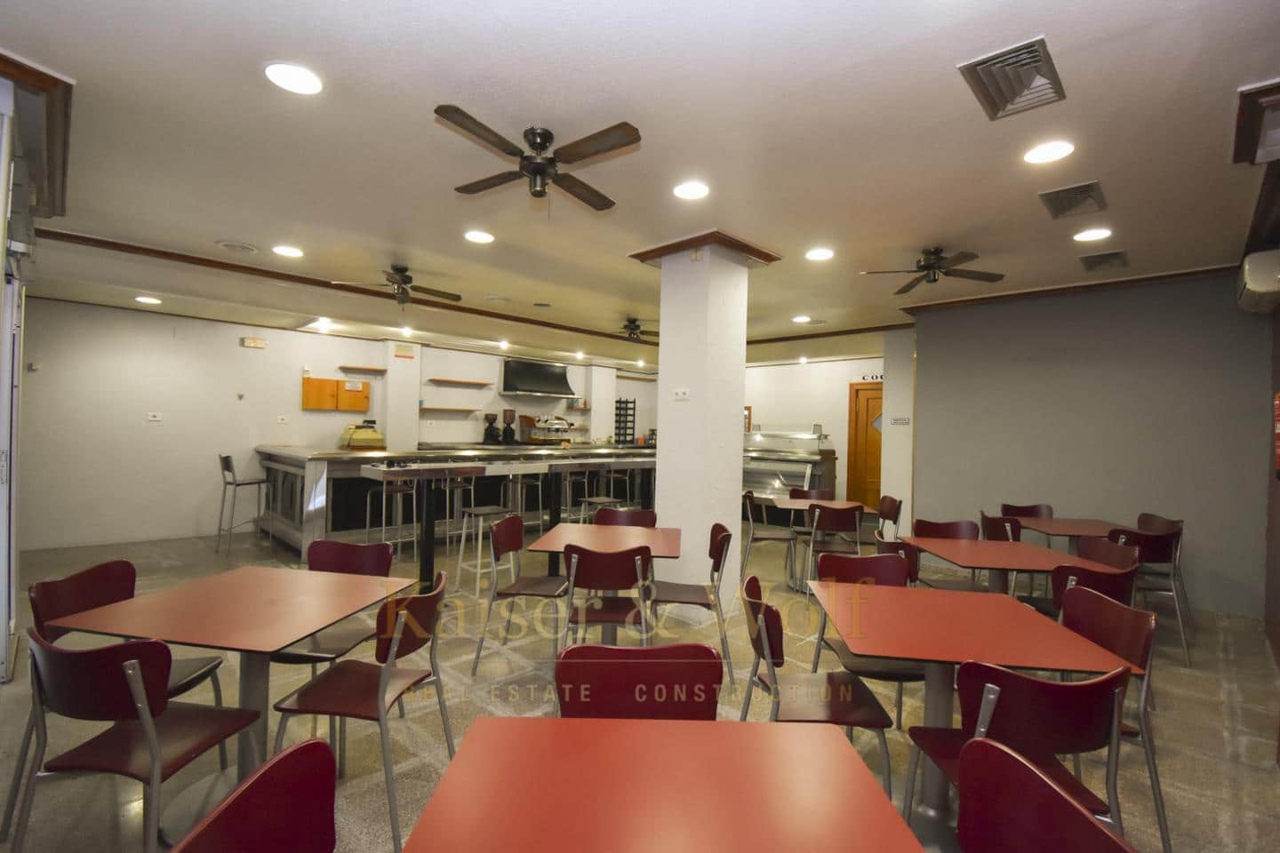 1 bedroom Business for sale in Elche / Elx - € 106,050 (Ref: 7316404)