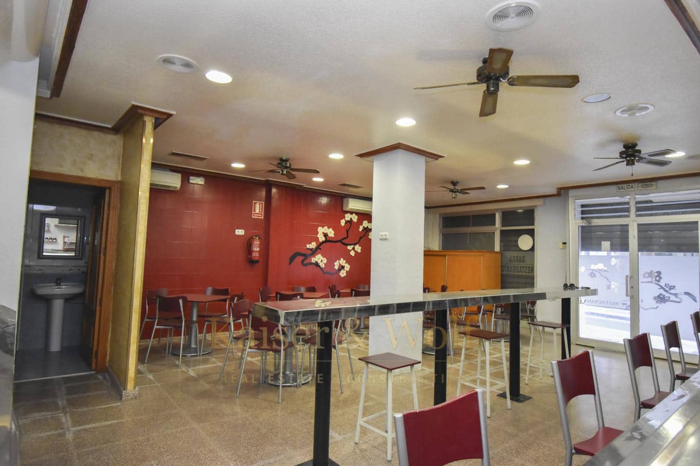 1 bedroom Business for sale in Elche / Elx - € 106,050 (Ref: 7316404)