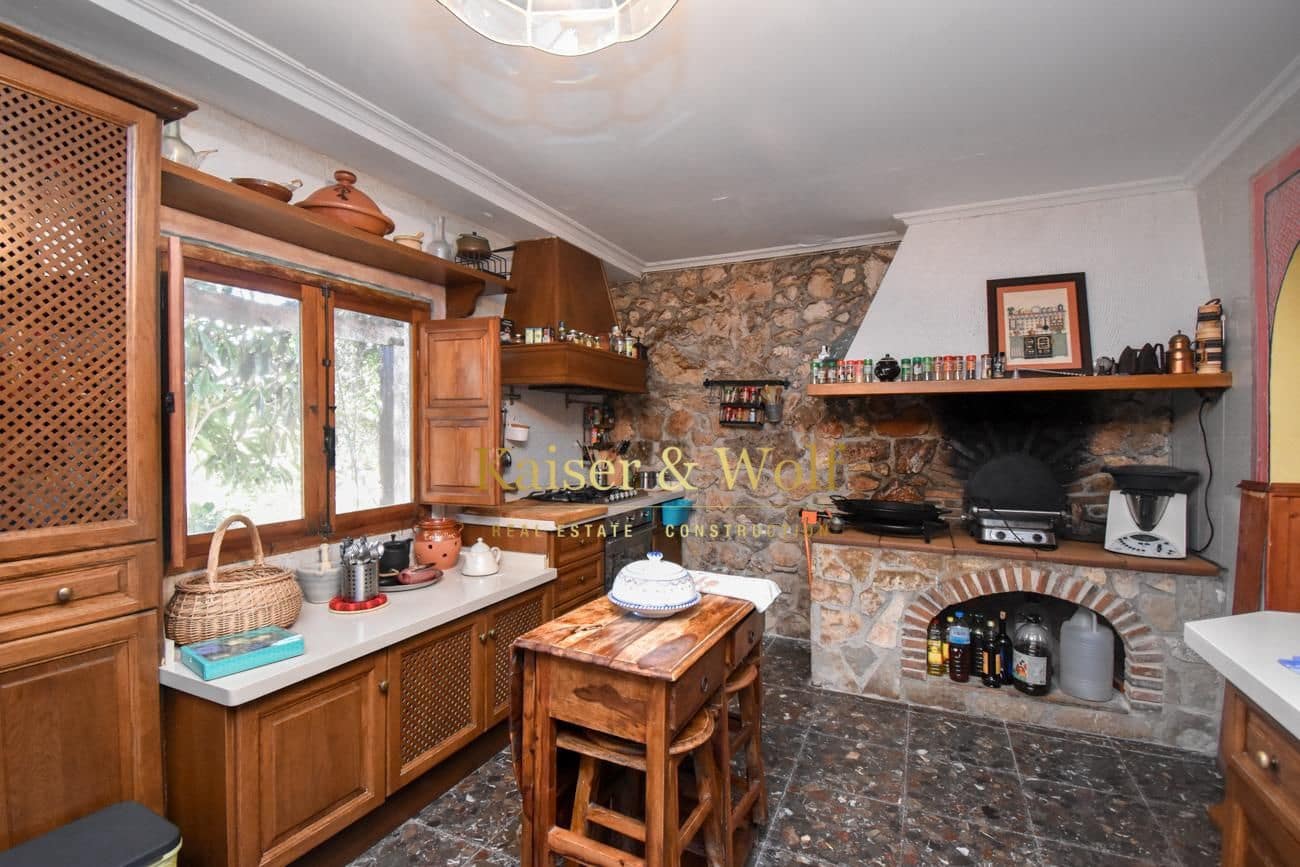 11 soveværelse Finca/Landehus til salg i Elche / Elx med swimmingpool - € 650.000 (Ref: 7350707)