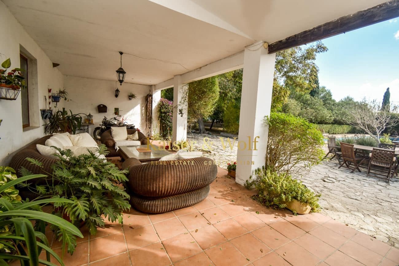 11 soveværelse Finca/Landehus til salg i Elche / Elx med swimmingpool - € 650.000 (Ref: 7350707)