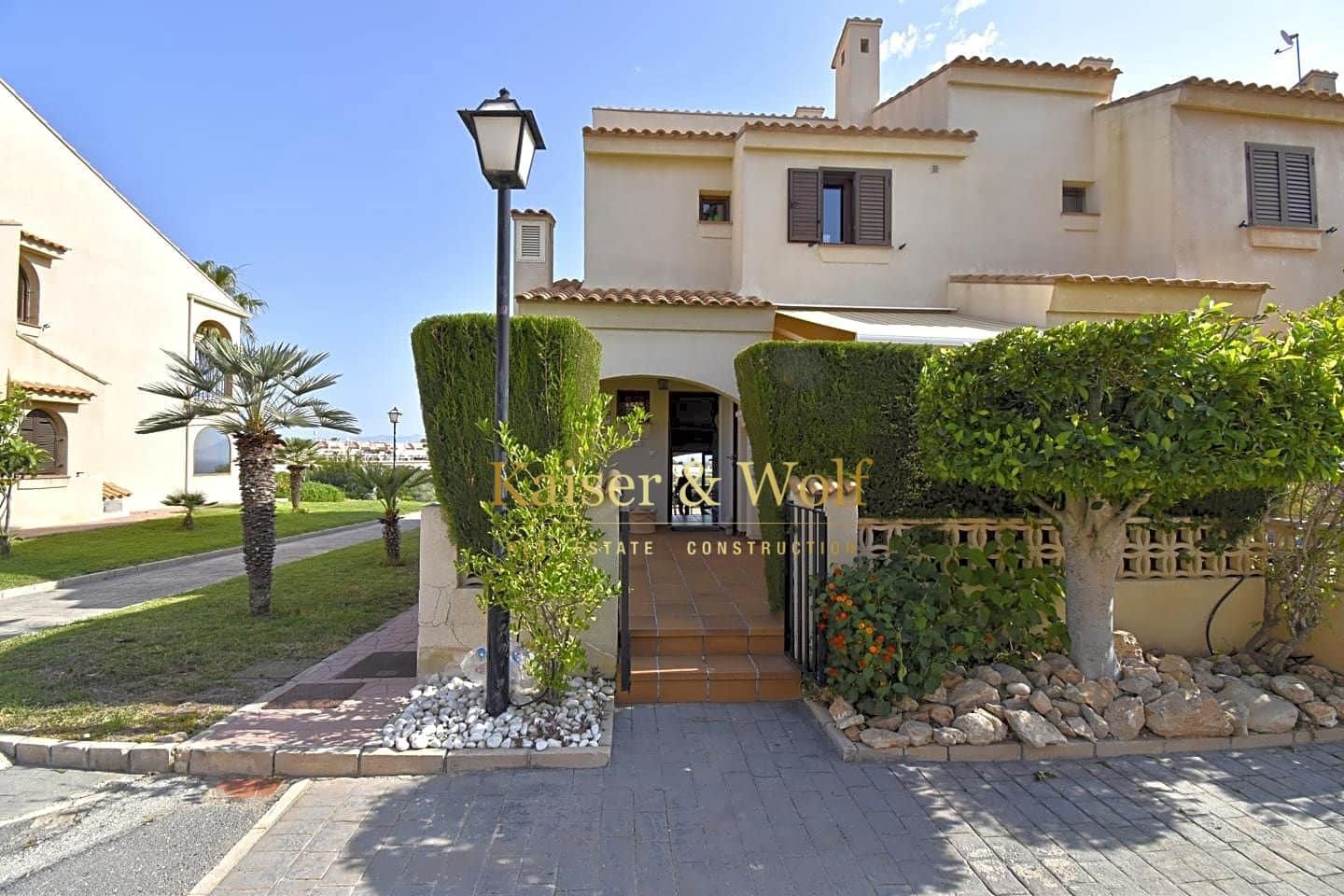 4 soveværelse Villa til salg i Gran Alacant med swimmingpool garage - € 625.000 (Ref: 7653247)