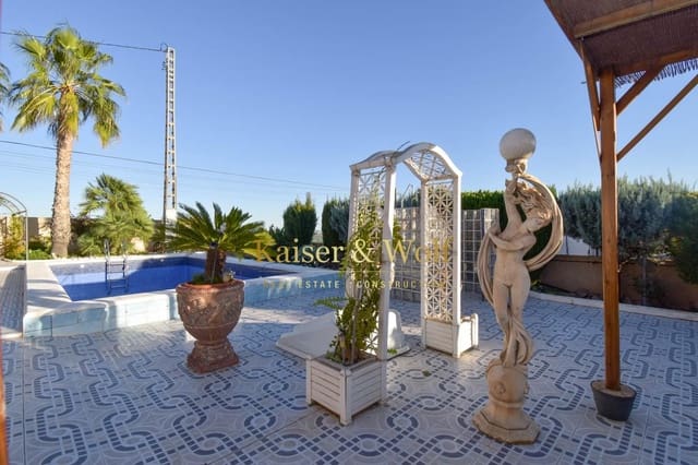 5 bedroom Villa for sale in Albatera with pool - € 420,000 (Ref: 7890061)