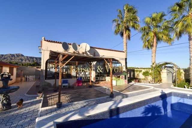 5 bedroom Villa for sale in Albatera with pool - € 420,000 (Ref: 7890061)