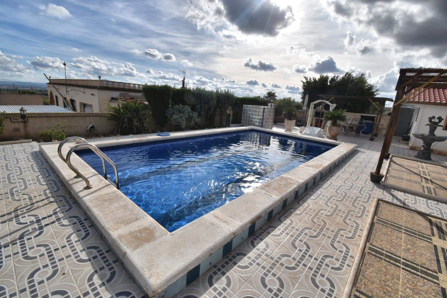5 bedroom Villa for sale in Albatera with pool garage - € 499,000 (Ref: 7890061)