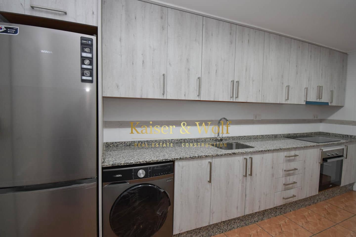 4 bedroom Villa for rent in Santa Pola - € 1,100 (Ref: 7967691)