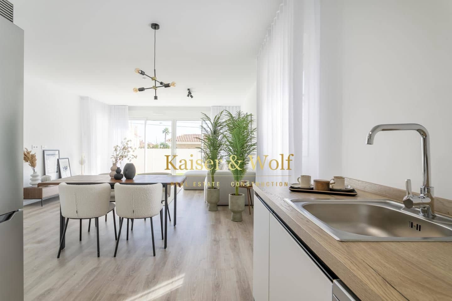 2 soveværelse Lejlighed til salg i Gran Alacant med swimmingpool - € 310.000 (Ref: 8072407)