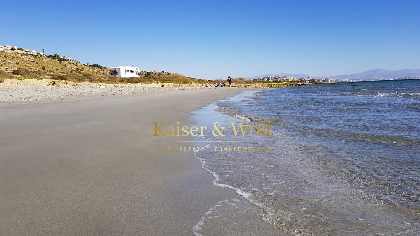 2 soveværelse Lejlighed til salg i Gran Alacant med swimmingpool - € 310.000 (Ref: 8072407)