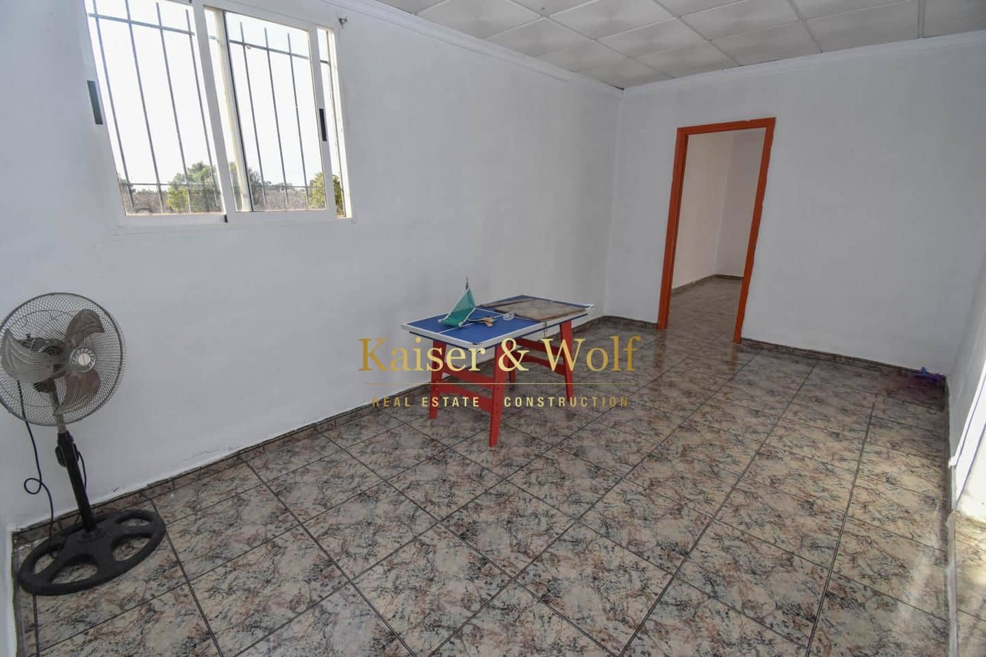 8 soveværelse Villa til salg i Las Bayas med swimmingpool - € 299.000 (Ref: 8140083)