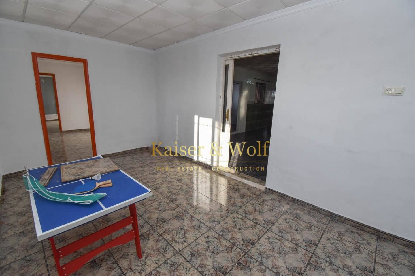 8 soveværelse Villa til salg i Las Bayas med swimmingpool - € 299.000 (Ref: 8140083)