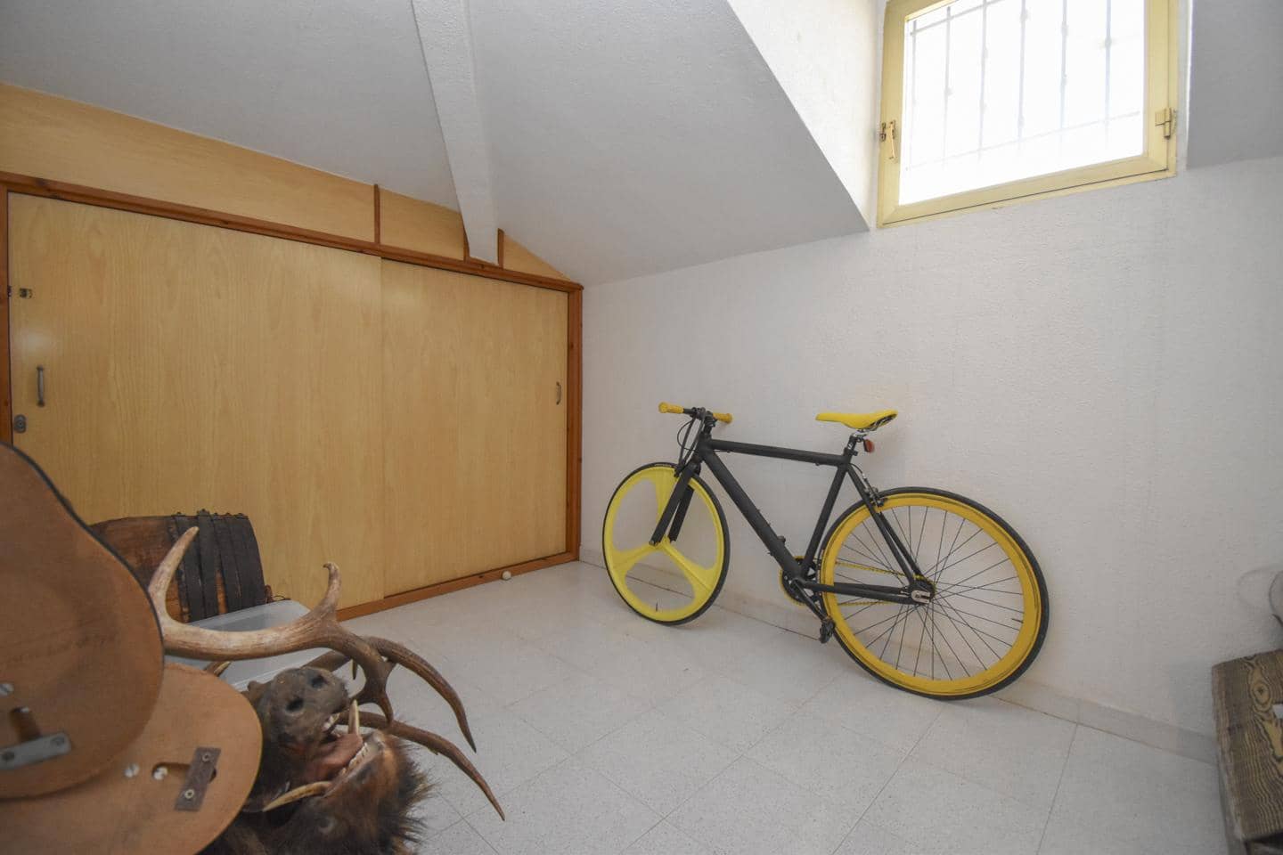 10 sypialnia Finka/Dom wiejski na sprzedaż w La Hoya z basenem garażem - 499 000 € (Ref: 8167382)