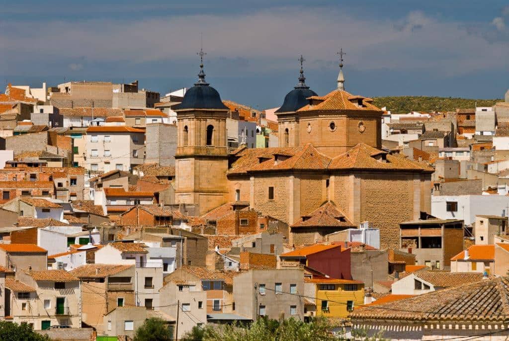 Grunde uden byggetilladelser til salg i Elche / Elx - € 1.485.000 (Ref: 8342121)