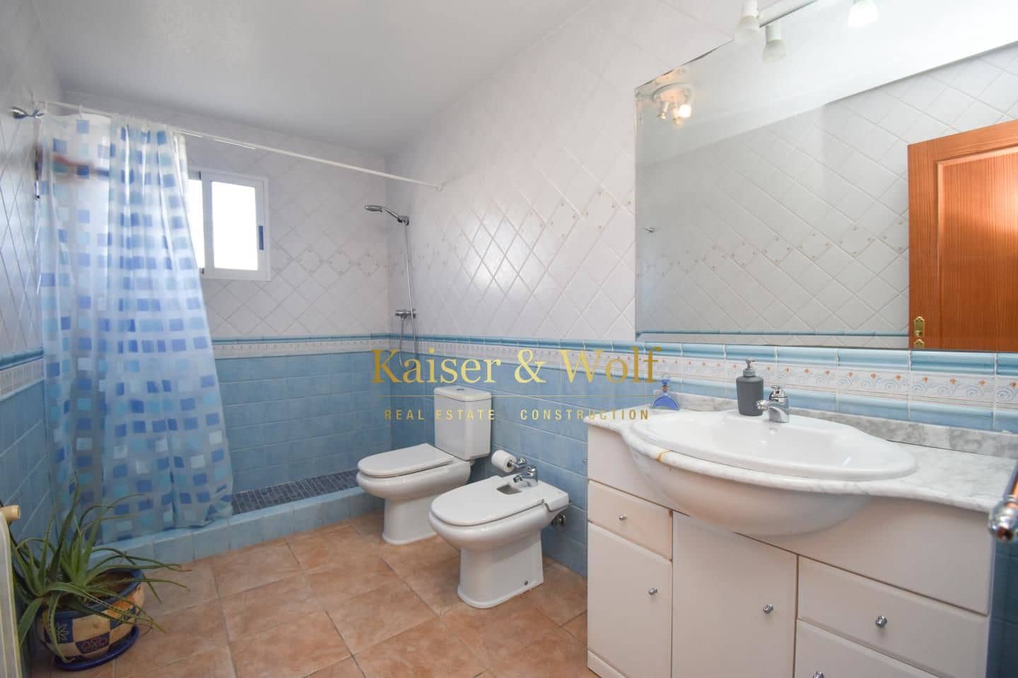 6 bedroom Villa for sale in Torrevieja with pool garage - € 559,000 (Ref: 8342351)