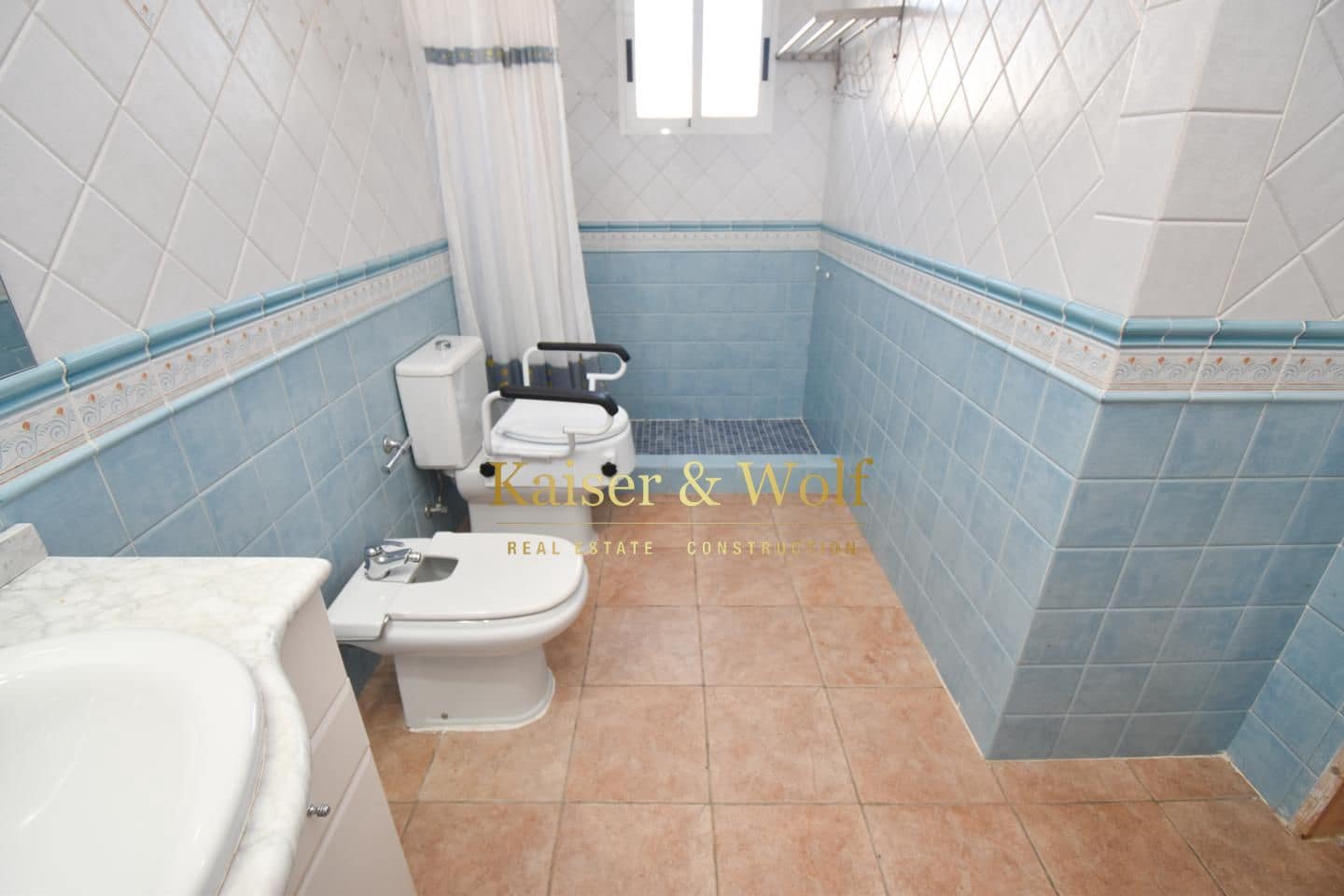 6 bedroom Villa for sale in Torrevieja with pool garage - € 559,000 (Ref: 8342351)