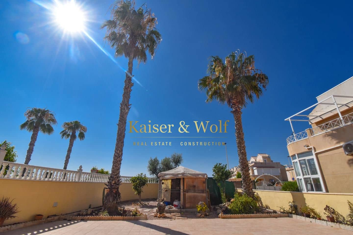 6 bedroom Villa for sale in Torrevieja with pool garage - € 559,000 (Ref: 8342351)