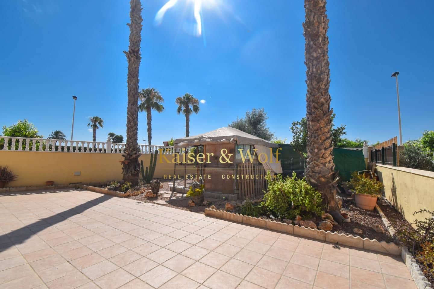 6 bedroom Villa for sale in Torrevieja with pool garage - € 559,000 (Ref: 8342351)