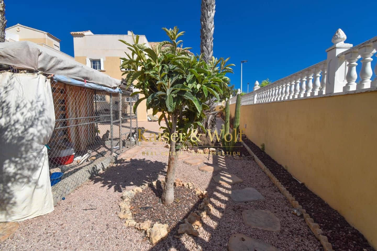 6 bedroom Villa for sale in Torrevieja with pool garage - € 559,000 (Ref: 8342351)