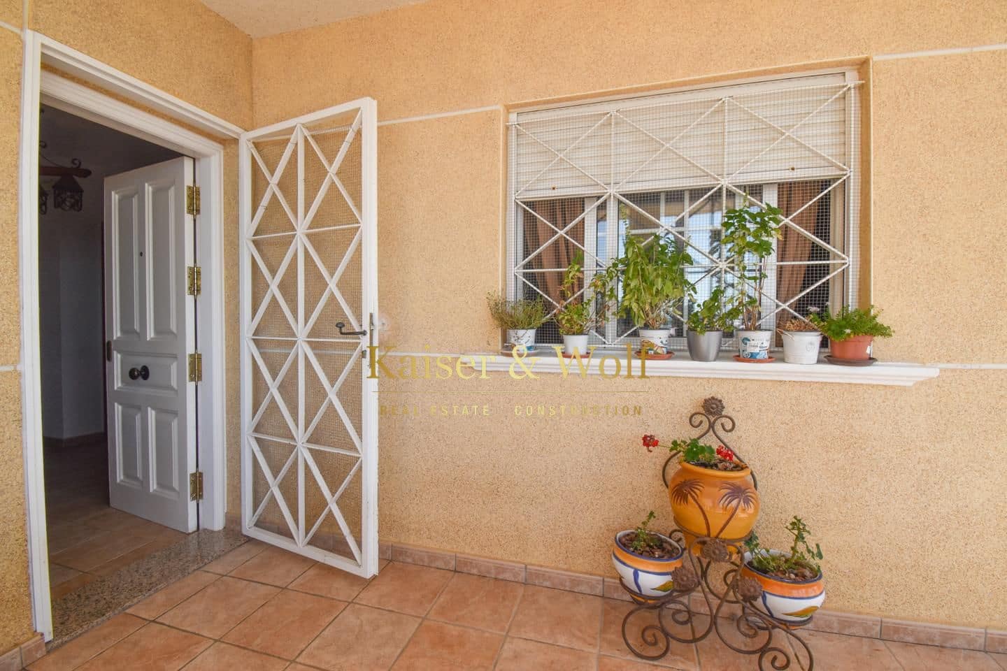 6 bedroom Villa for sale in Torrevieja with pool garage - € 559,000 (Ref: 8342351)