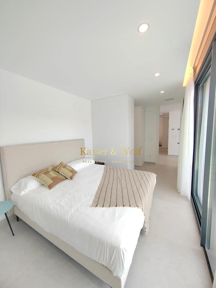 3 bedroom Villa for sale in Rojales with pool - € 575,000 (Ref: 8439439)