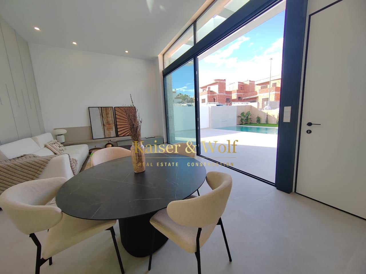 3 bedroom Villa for sale in Rojales with pool - € 575,000 (Ref: 8439439)