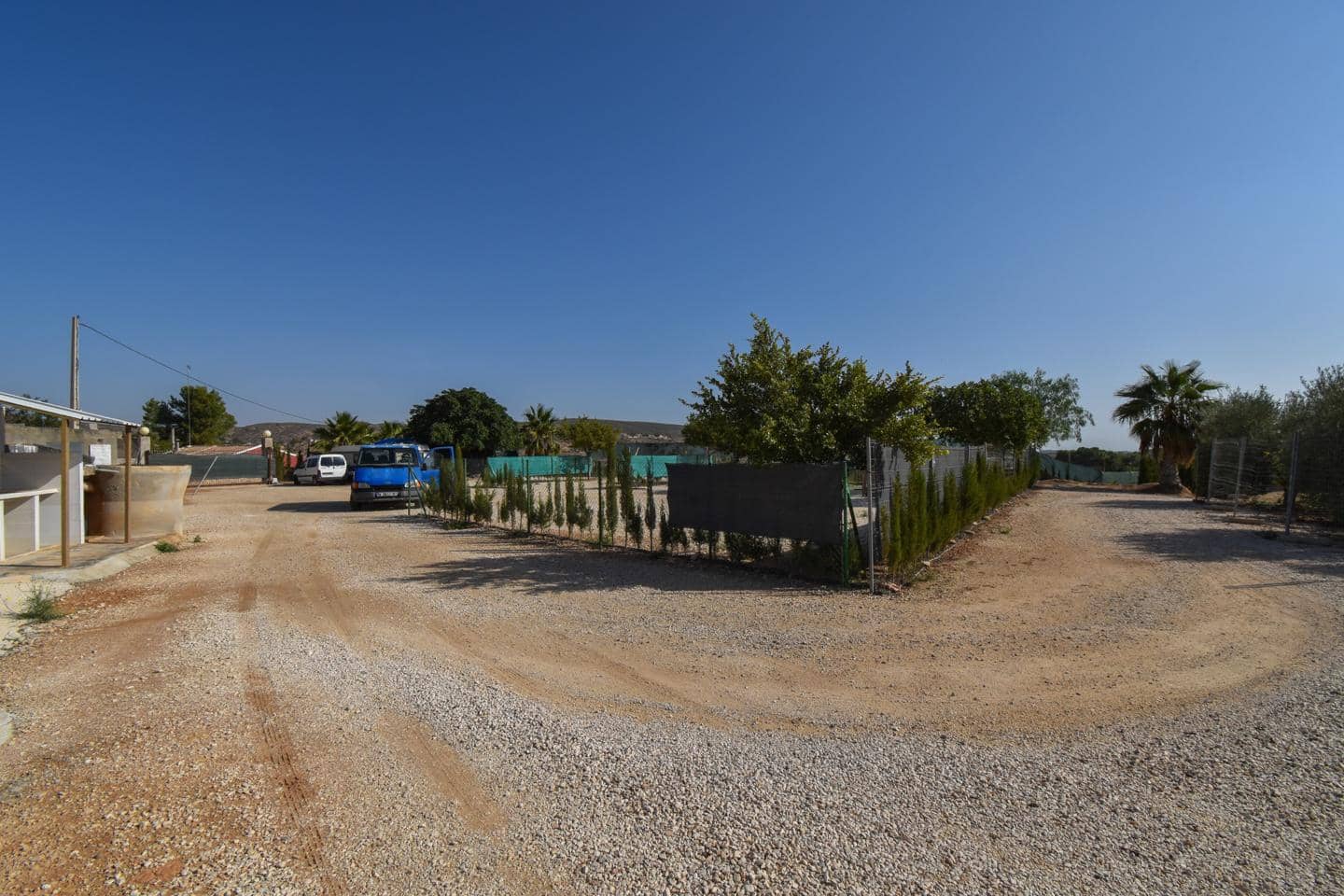 Grunde uden byggetilladelser til salg i Torrellano - € 370.000 (Ref: 8623342)