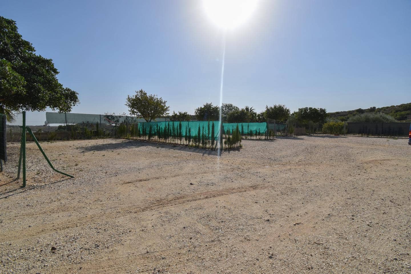 Grunde uden byggetilladelser til salg i Torrellano - € 370.000 (Ref: 8623342)