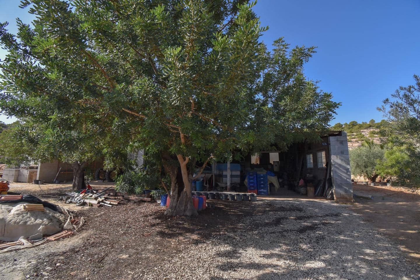 Grunde uden byggetilladelser til salg i Torrellano - € 370.000 (Ref: 8623342)