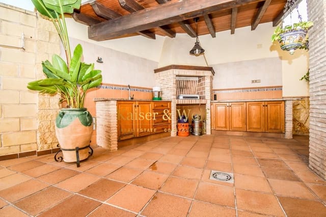 3 bedroom Villa for sale in Albatera with pool garage - € 457,000 (Ref: 8654253)