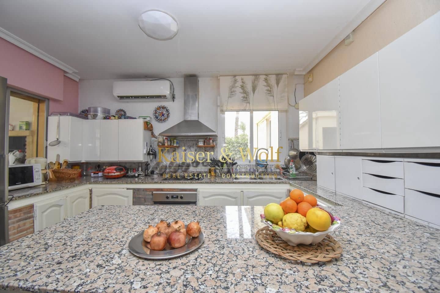 5 soveværelse Finca/Landehus til salg i La Hoya med swimmingpool garage - € 515.000 (Ref: 8695690)