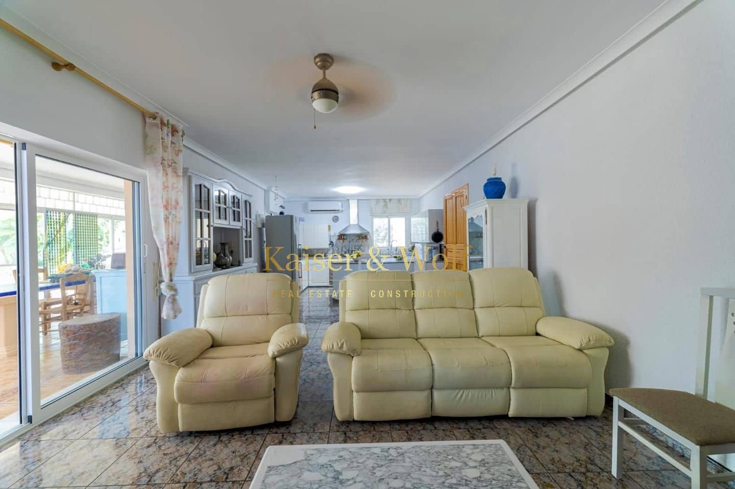 5 soveværelse Finca/Landehus til salg i La Hoya med swimmingpool garage - € 515.000 (Ref: 8695690)