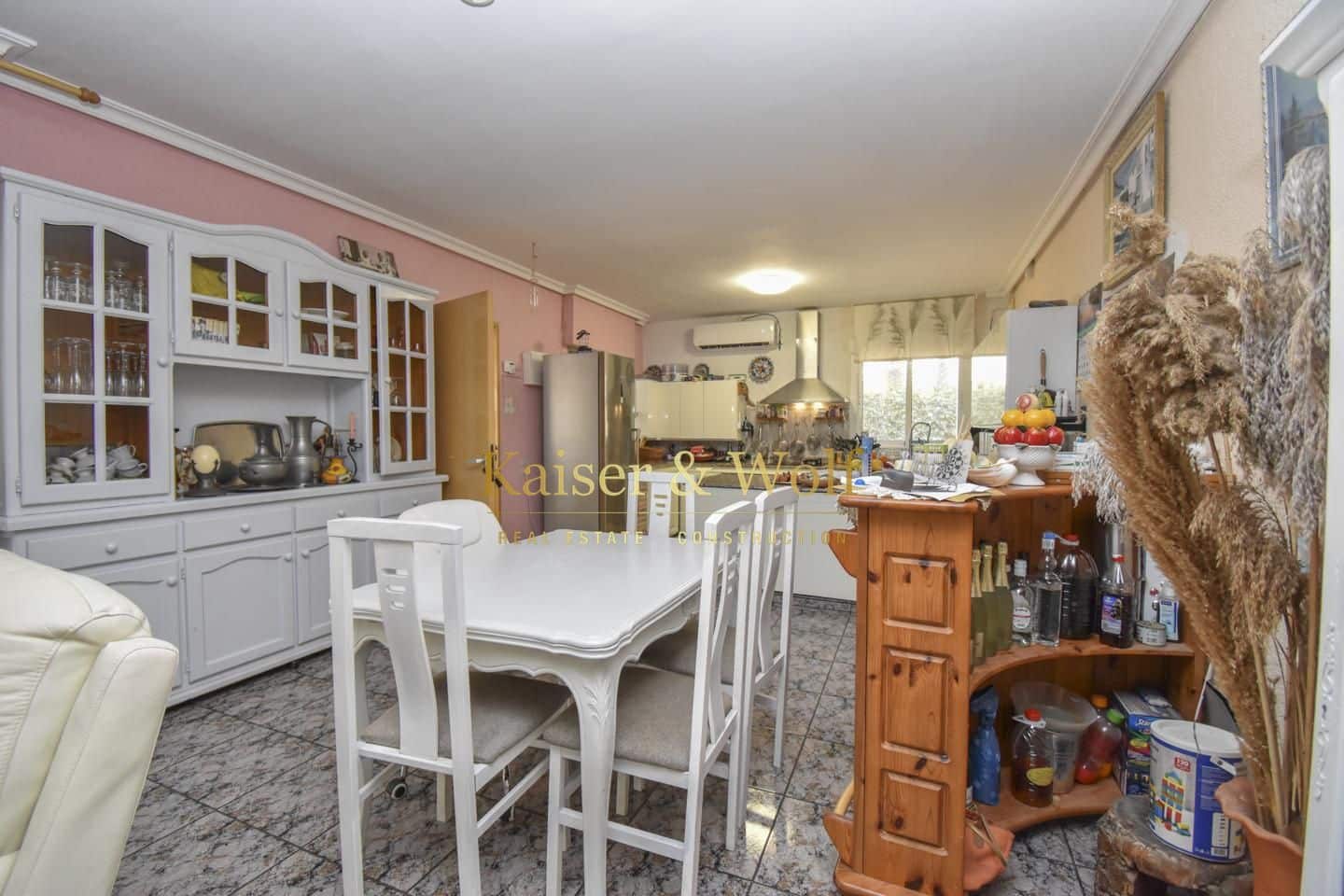 5 soveværelse Finca/Landehus til salg i La Hoya med swimmingpool garage - € 515.000 (Ref: 8695690)