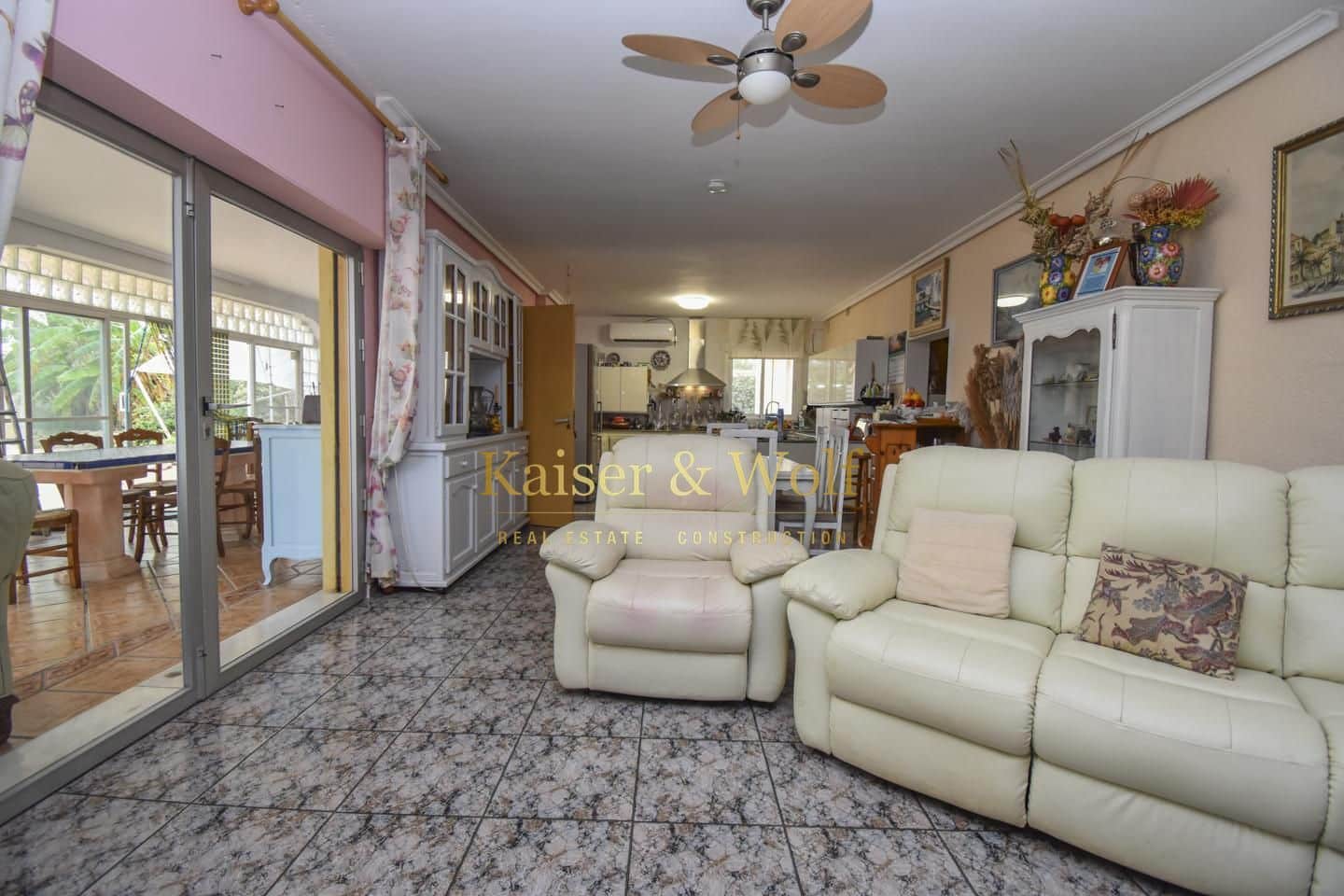 5 soveværelse Finca/Landehus til salg i La Hoya med swimmingpool garage - € 515.000 (Ref: 8695690)