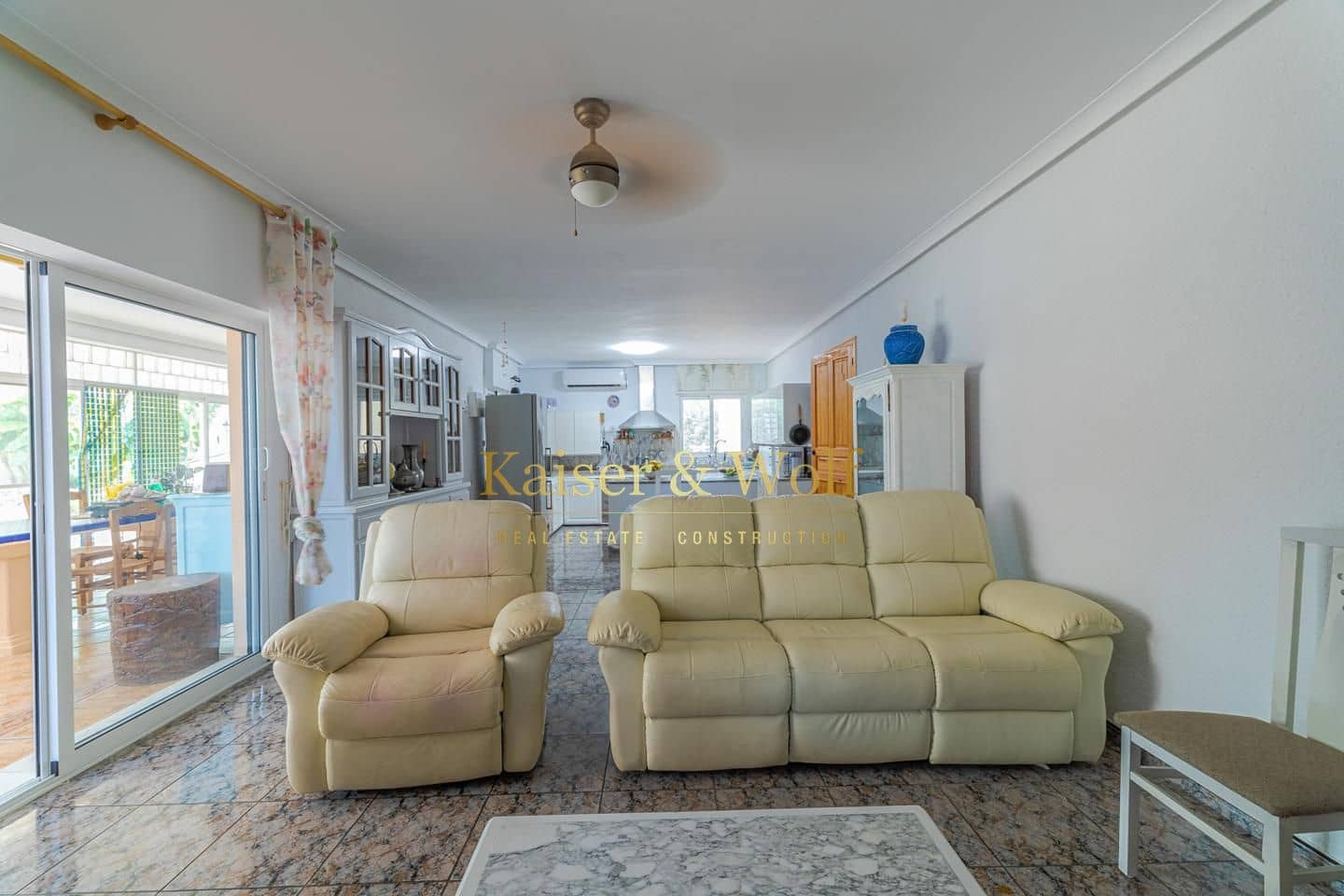 5 soveværelse Finca/Landehus til salg i La Hoya med swimmingpool garage - € 515.000 (Ref: 8695690)