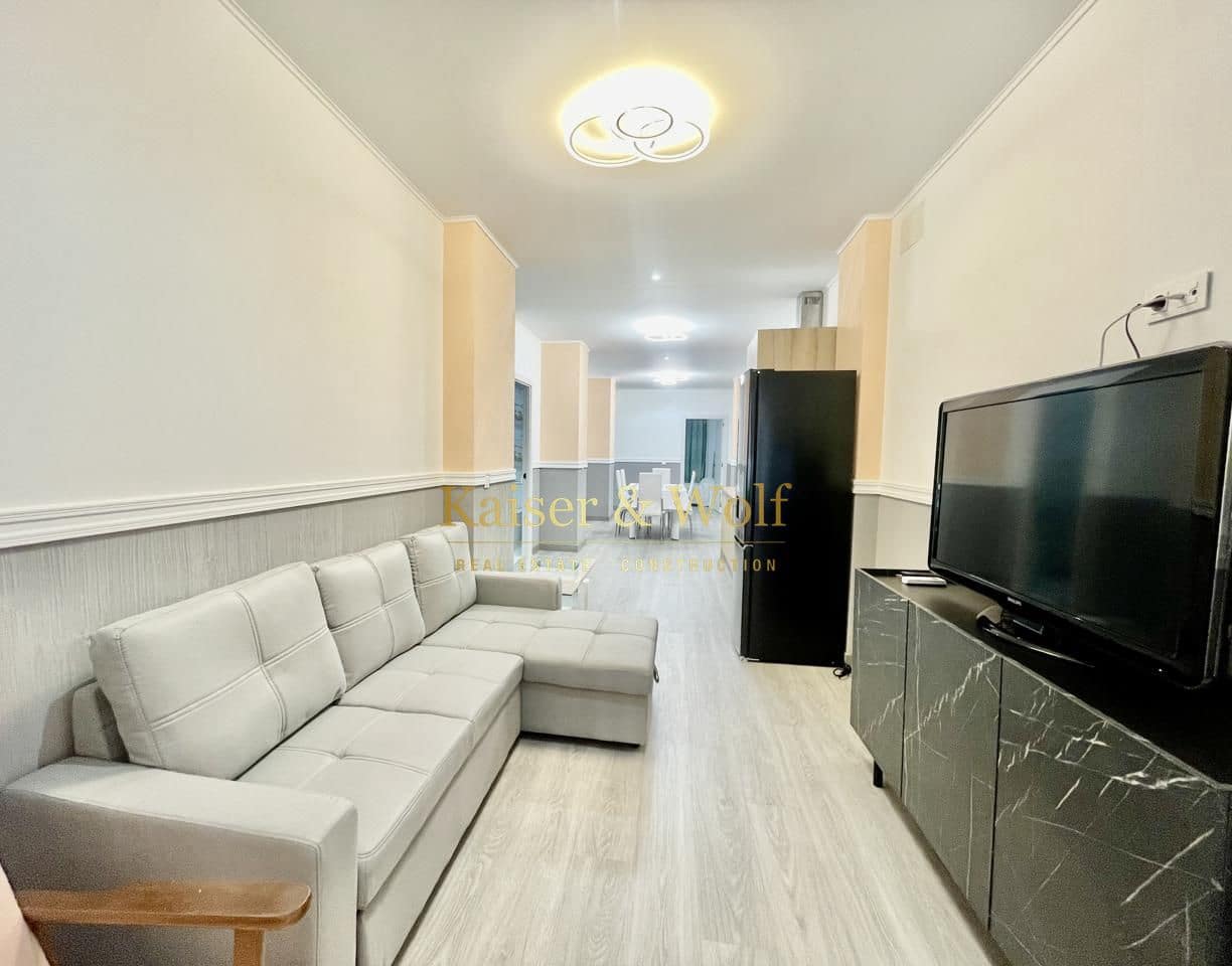 3 soveværelse Lejlighed til salg i Alicante by - € 235.000 (Ref: 8771145)