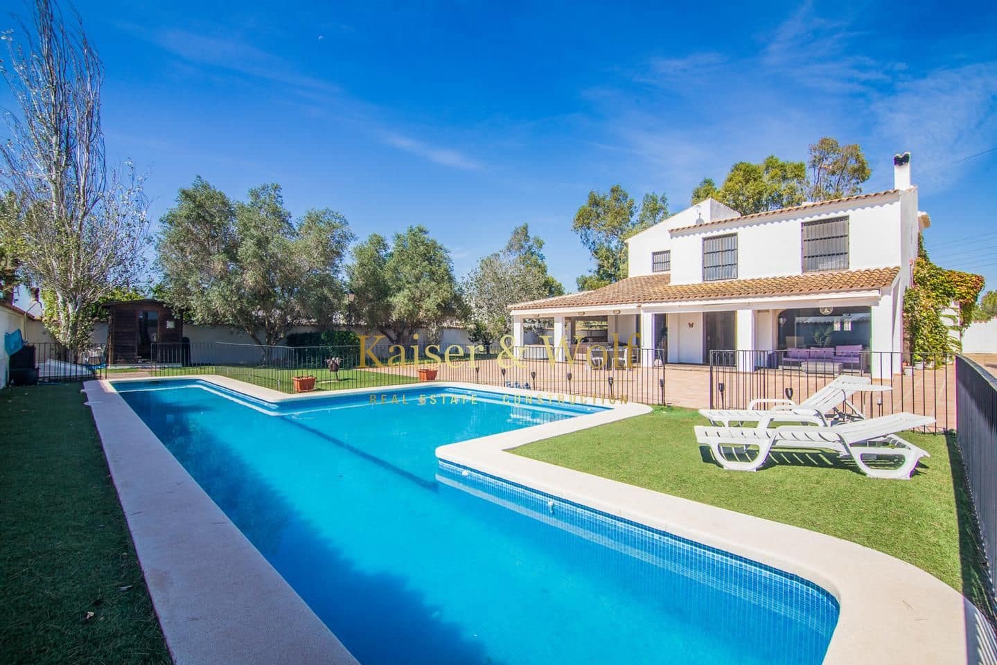 4 soverom Villa til salgs i Santa Pola med svømmebasseng garasje - € 795 000 (Ref: 8793096)