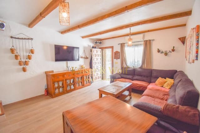 4 makuuhuone Huvila myytävänä paikassa Playa Tamarit - Playa Lissa, Santa Pola mukana 
autotalli - 293 000 € (Ref: 8826352)