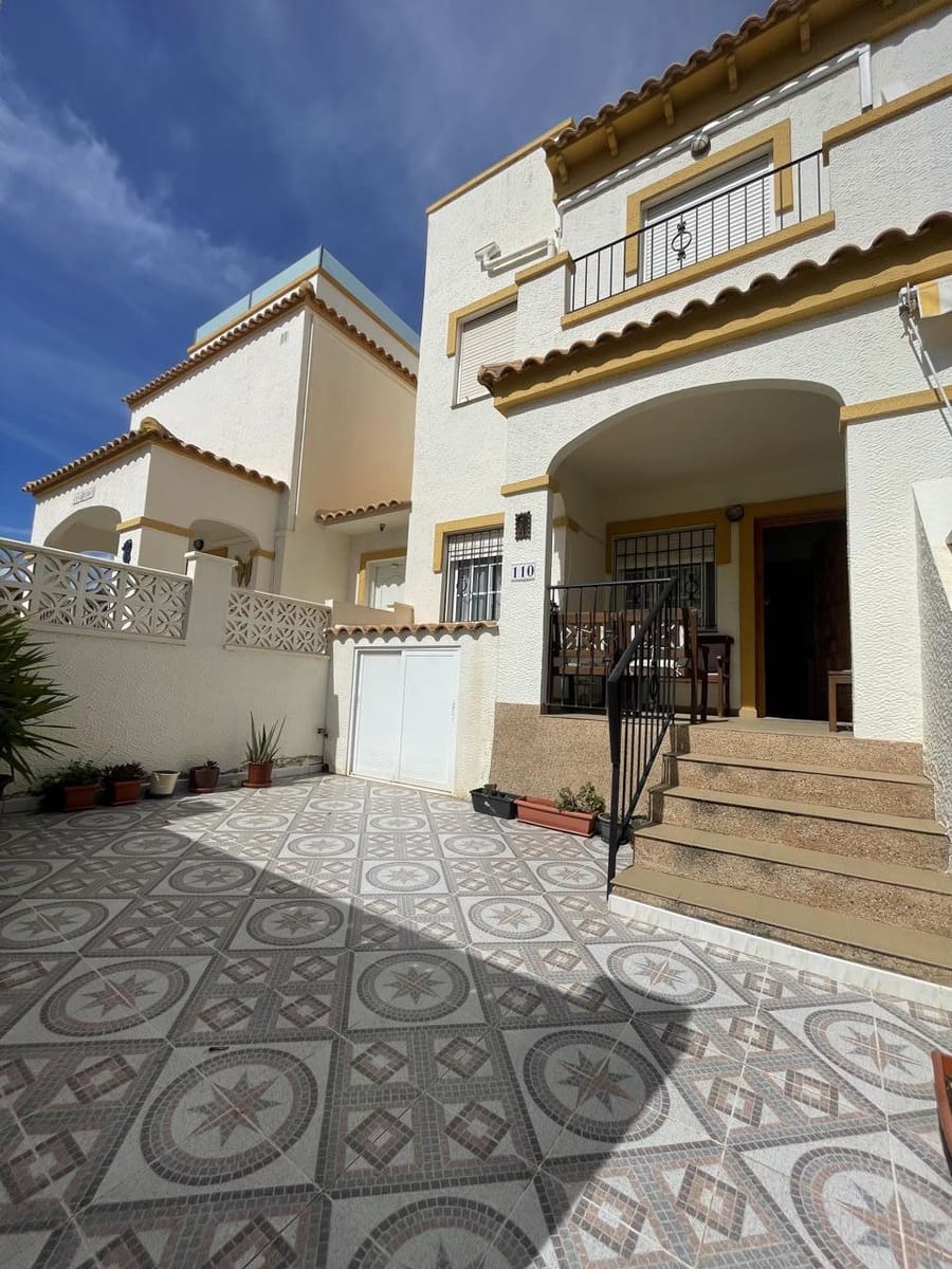 3 slaapkamer Villa te huur in Gran Alacant met zwembad garage - € 1.200 (Ref: 8906914)
