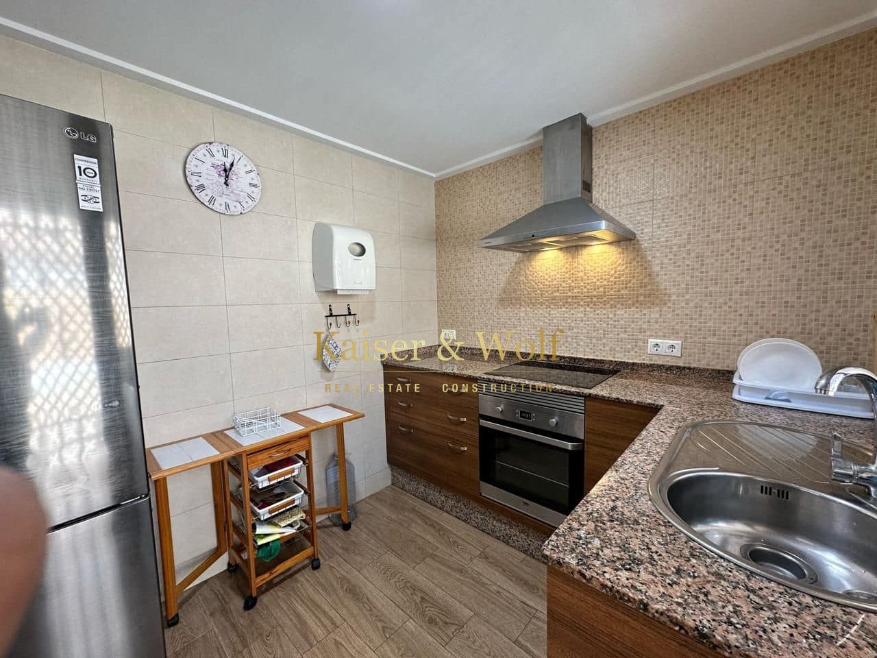 3 bedroom Flat for rent in Santa Pola with pool garage - € 950 (Ref: 8910601)