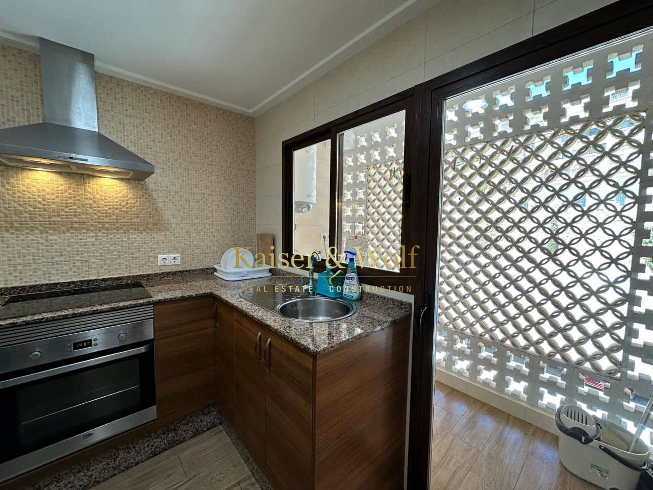 3 bedroom Flat for rent in Santa Pola with pool garage - € 950 (Ref: 8910601)