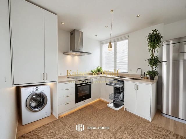 2 bedroom Flat for sale in Monte y Mar, Santa Pola with pool - € 249,000 (Ref: 8933397)