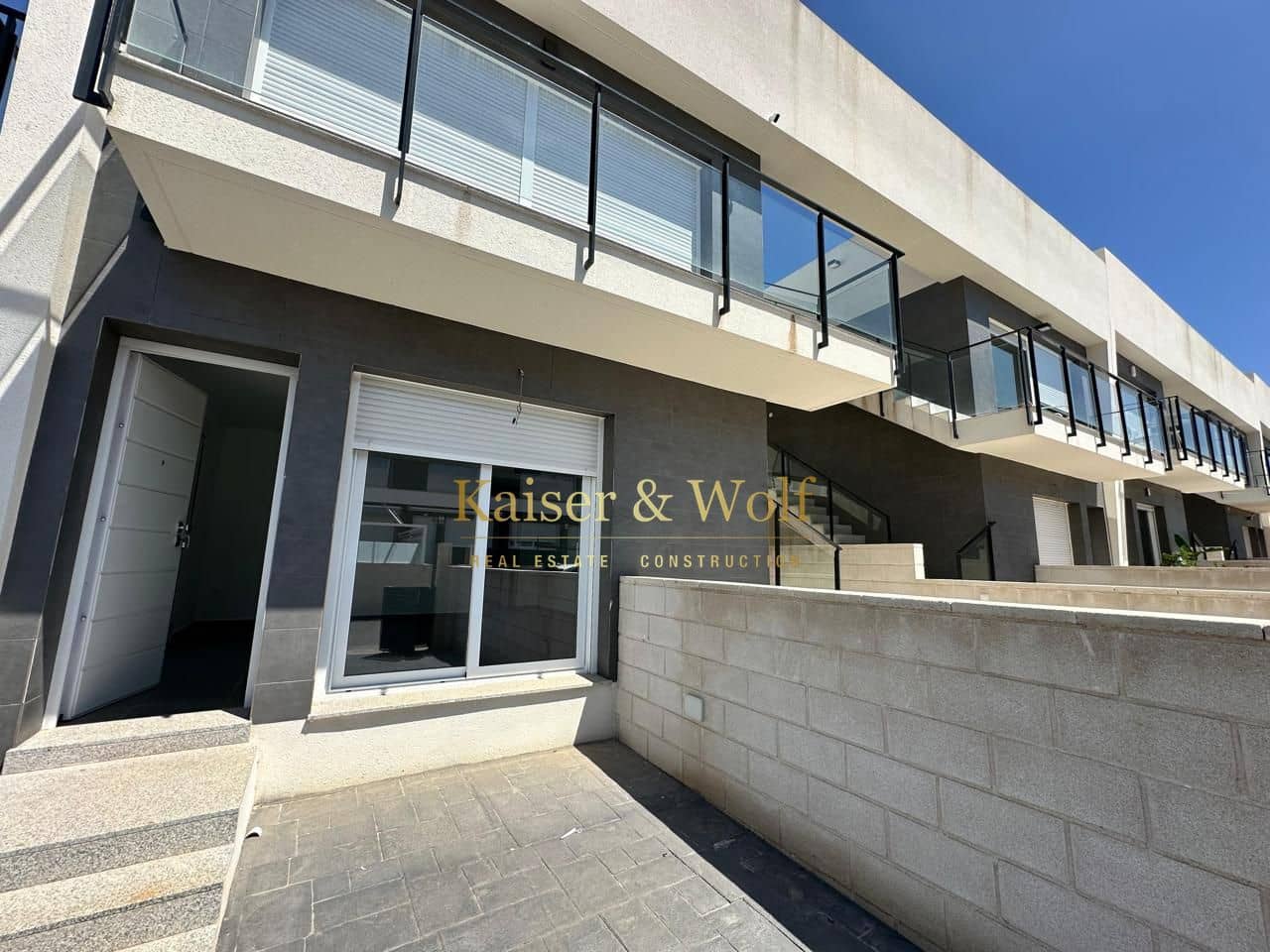 2 soverom Leilighet til salgs i Gran Alacant med svømmebasseng - € 249 000 (Ref: 8933397)