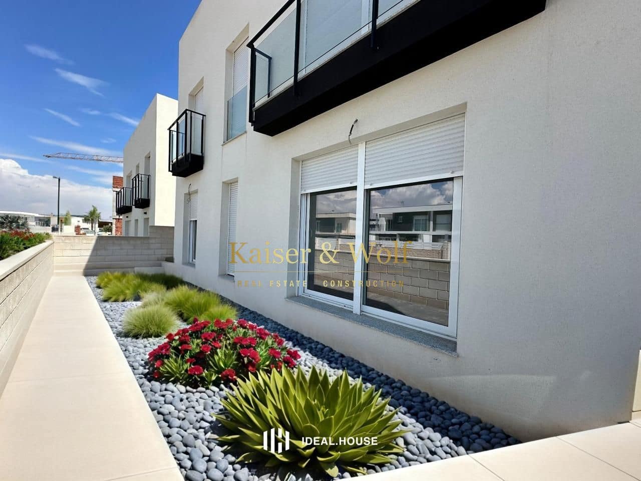 2 soverom Leilighet til salgs i Gran Alacant med svømmebasseng - € 249 000 (Ref: 8933397)