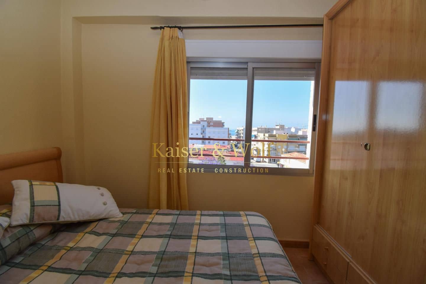 4 soveværelse Lejlighed til salg i Santa Pola - € 240.000 (Ref: 9000262)