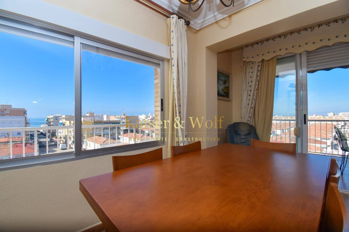 4 soveværelse Lejlighed til salg i Santa Pola - € 240.000 (Ref: 9000262)